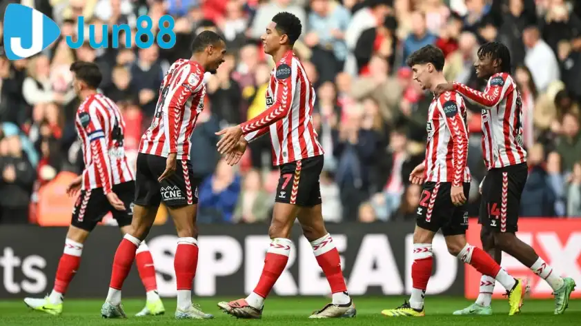 Sunderland tự tin tiếp đón Brentford ở vòng 3. (Ảnh: Internet)