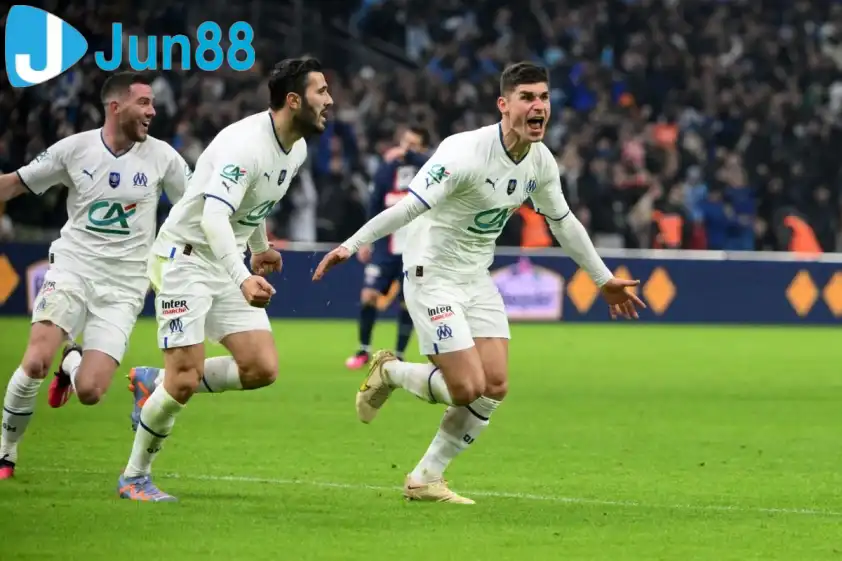 Marseille sẽ có được niềm vui trên sân Paris FC. (Ảnh: Internet)