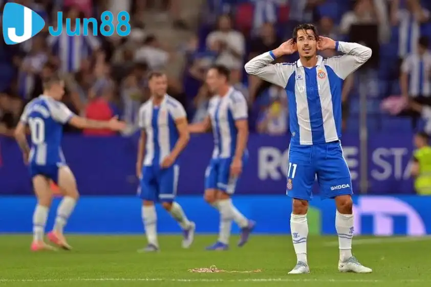 Marek được đánh giá cao hơn ở trận đấu này