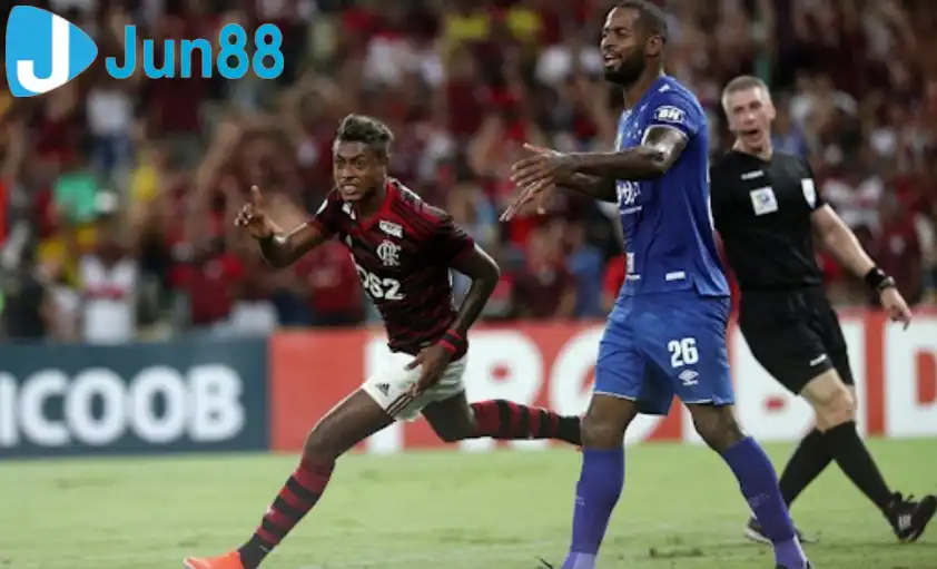 Lịch sử đối đầu cho thấy sự cân bằng, khiến trận đấu khó lường hơn bao giờ hết