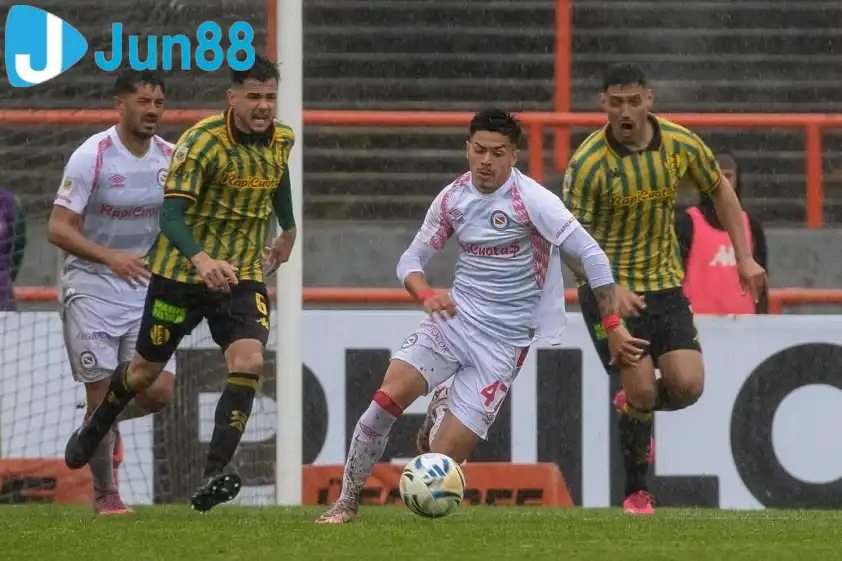 Argentinos Jrs được đánh giá cao hơn trong trận đấu này